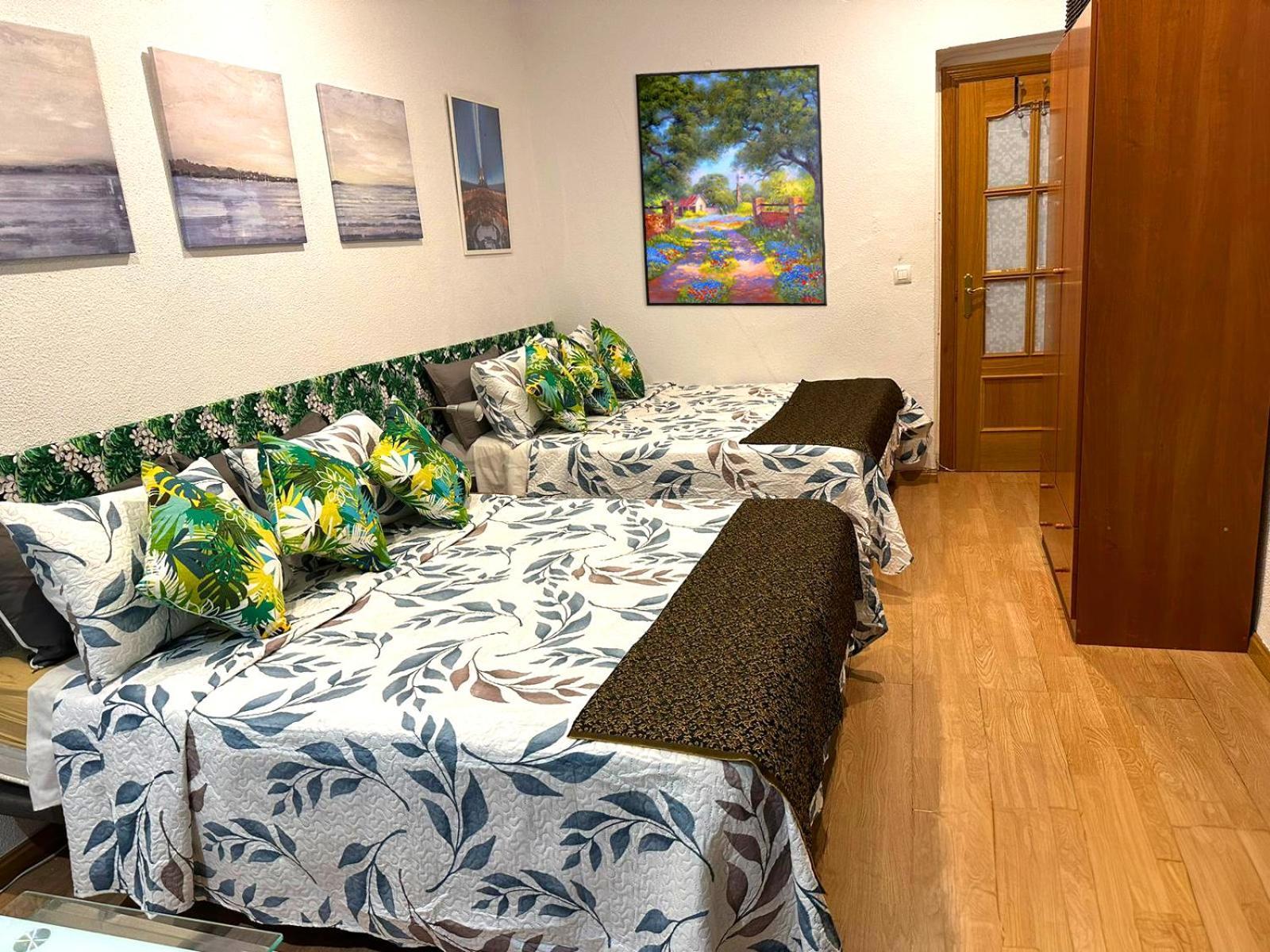 Puerta Del Sol Carretas Apartaments & Rooms 马德里 外观 照片