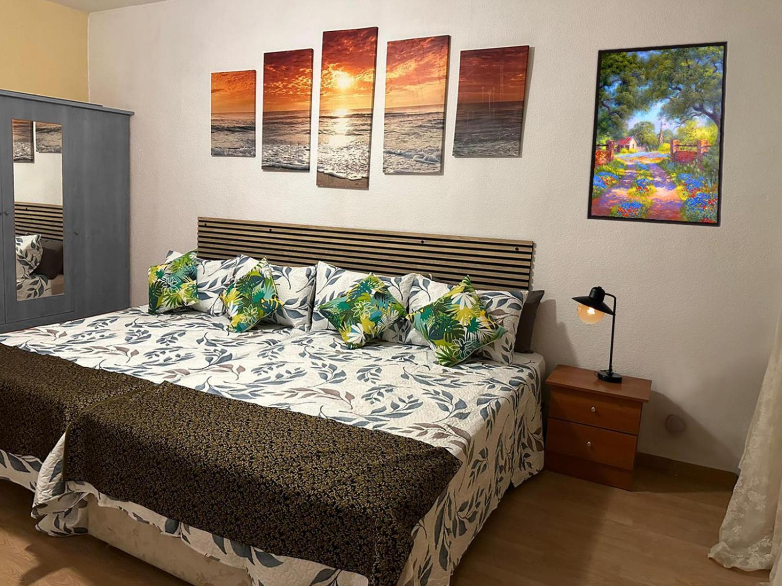 Puerta Del Sol Carretas Apartaments & Rooms 马德里 外观 照片